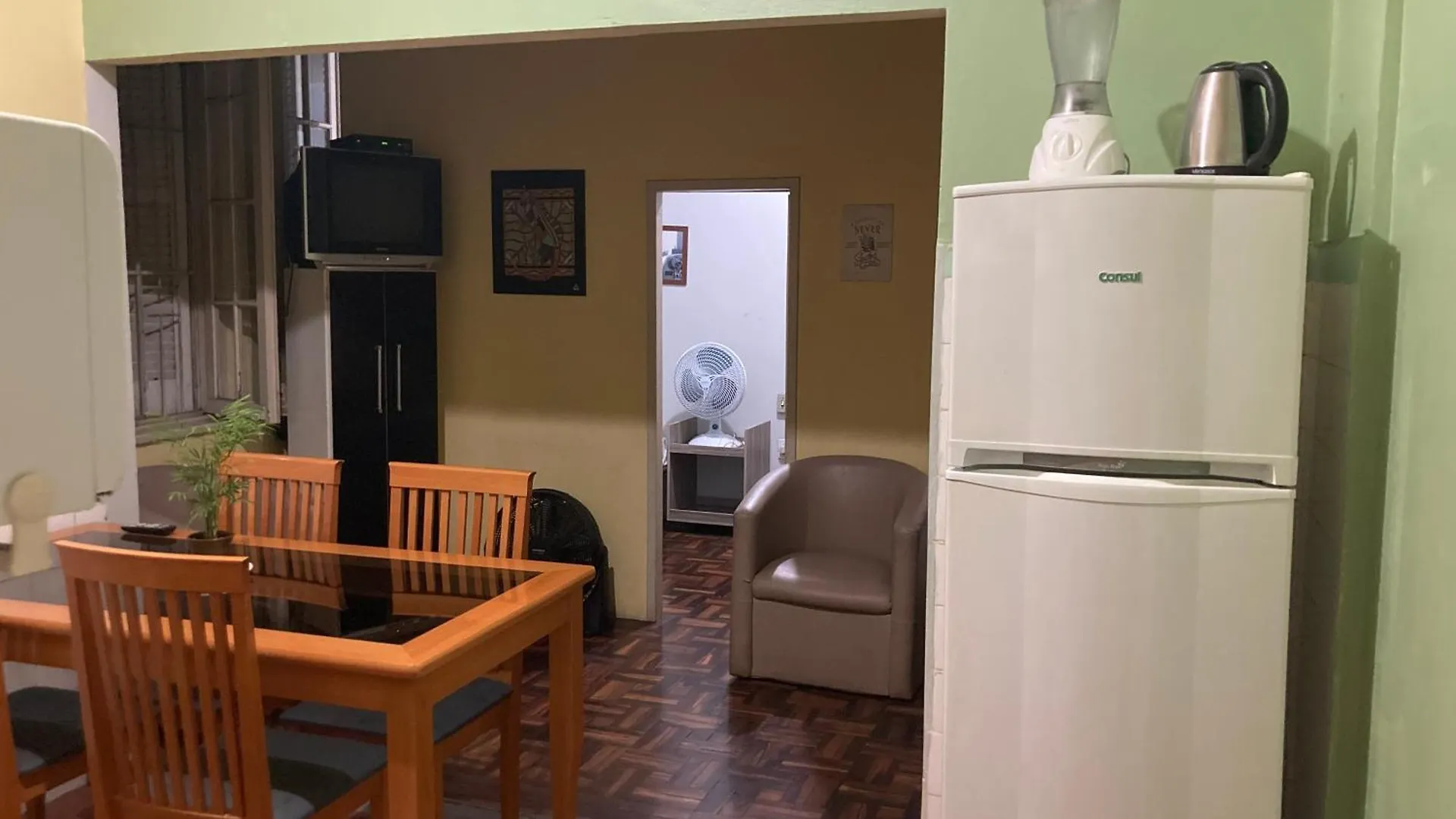 Hostel Do Lucca 0*, Porto Alegre Brazil